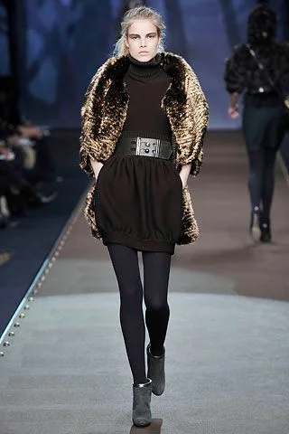 Look 32